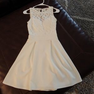 Cream sleeveless dress